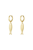 fish charm oorbellen