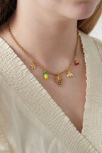 Fruitige bedeltjes ketting